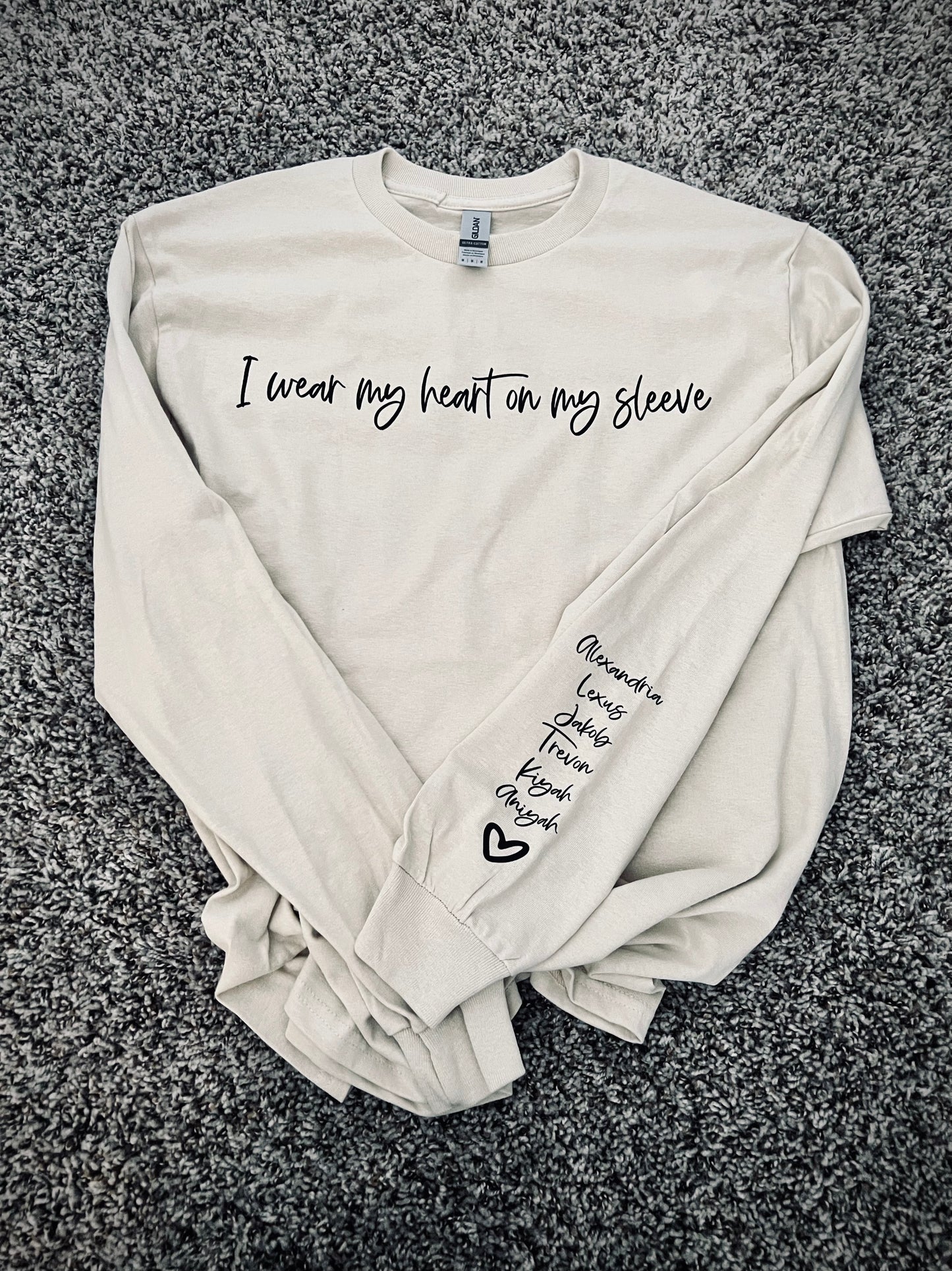 I wear my heart.🖤